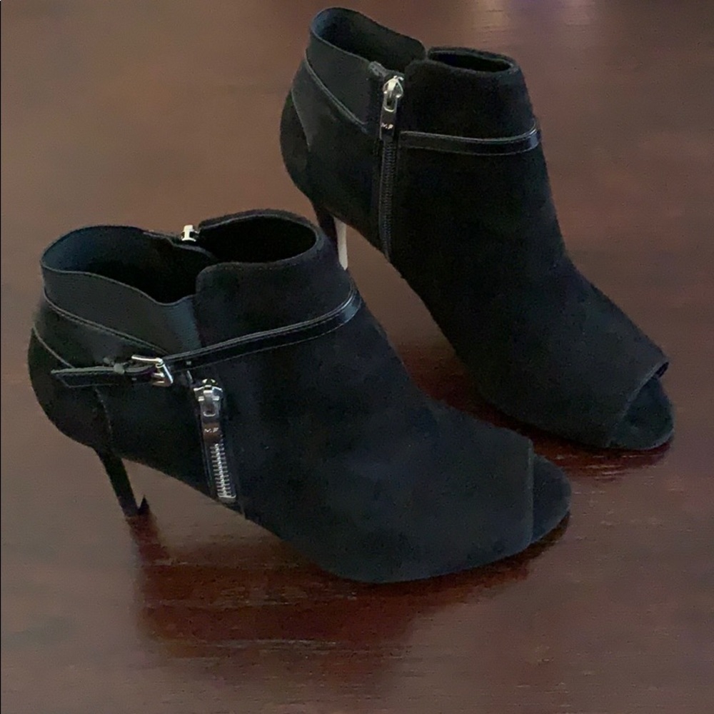 NEW Marc Fisher Savory Open Toed Bootie w box - Picture 3 of 8